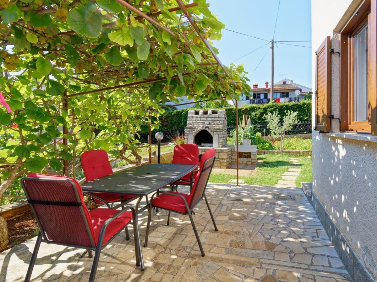 Apartments Marta By Rent Istria Novigrad Istria Buitenkant foto