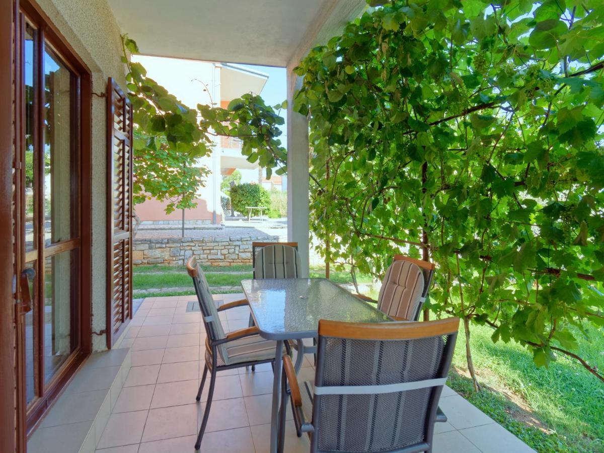 Apartments Marta By Rent Istria Novigrad Istria Buitenkant foto