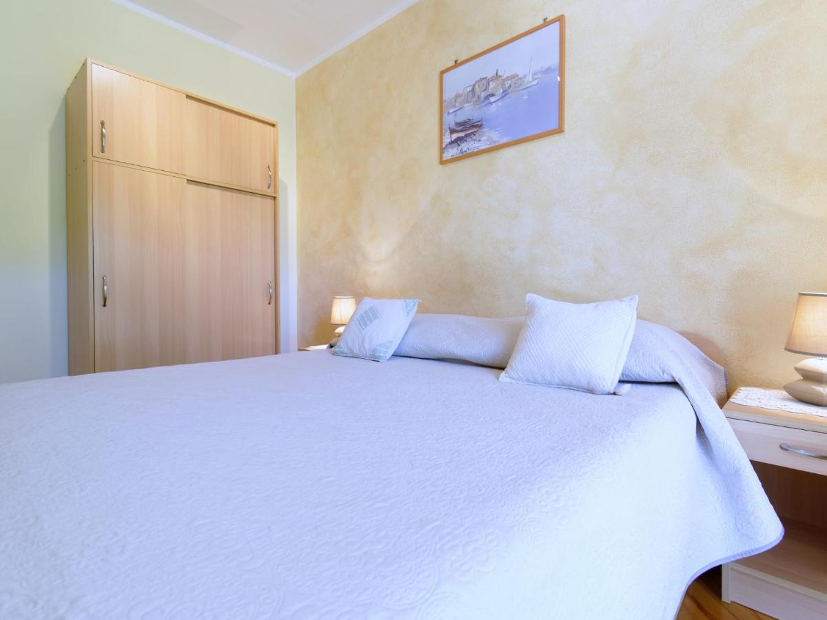Apartments Marta By Rent Istria Novigrad Istria Buitenkant foto